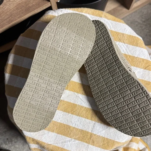 Sanuk Kids Tan Slip-On Loafers - Picture 3 of 4